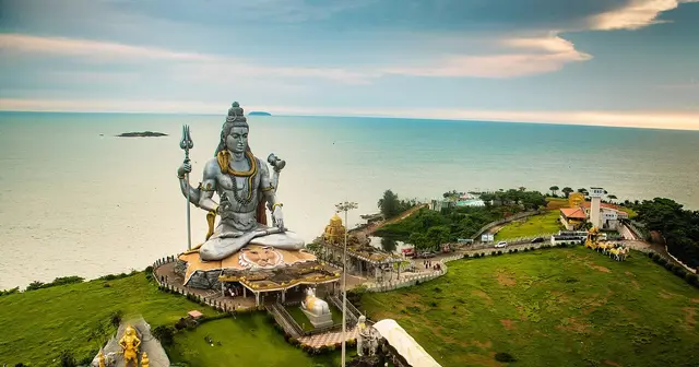 Giant seated Shiva statue at Murudeshwar overlooking the Arabian Sea